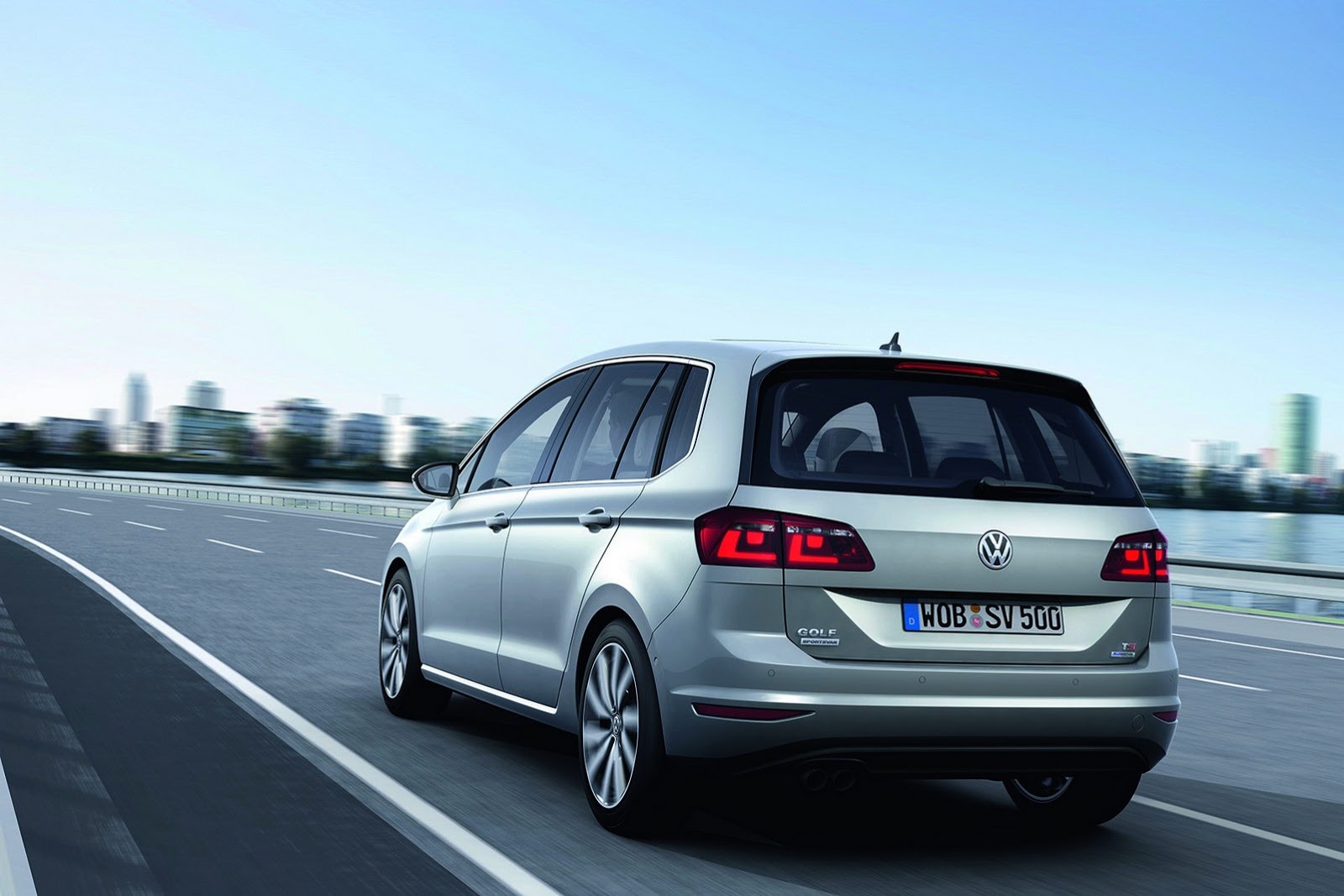 Frankfurt Motor Show 2013, VW Golf Sportsvan rear: VW Golf Sportsvan : Pengganti VW Golf Plus