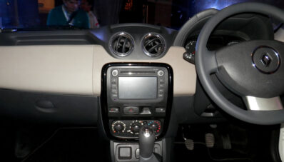 Harga Lengkap Renault Duster Sudah Diumumkan Nih! Harga Lengkap Renault Duster Sudah Diumumkan Nih!