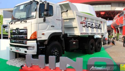 Bus dan Truk Besar Pun Tak Mau Kalah Ikut Mejeng di IIMS Bus dan Truk Besar Pun Tak Mau Kalah Ikut Mejeng di IIMS