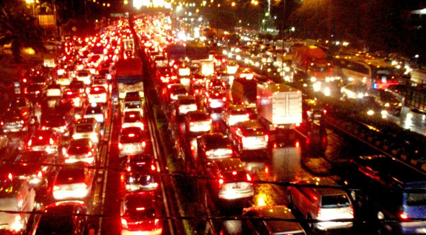 Kebijakan Mobil Murah Yang Salah Sasaran Kebijakan Mobil Murah Yang Salah Sasaran