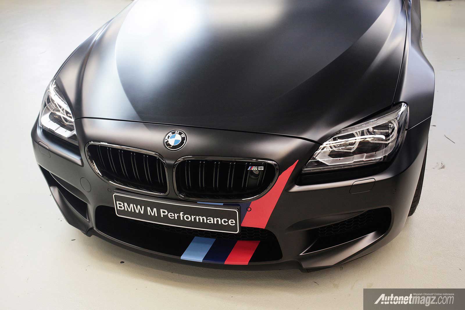 BMW, BMW M6 Gran Coupe Martin Tomczyk: BMW Berikan Paket M Performance Untuk BMW Seri 5 dan BMW Seri 6