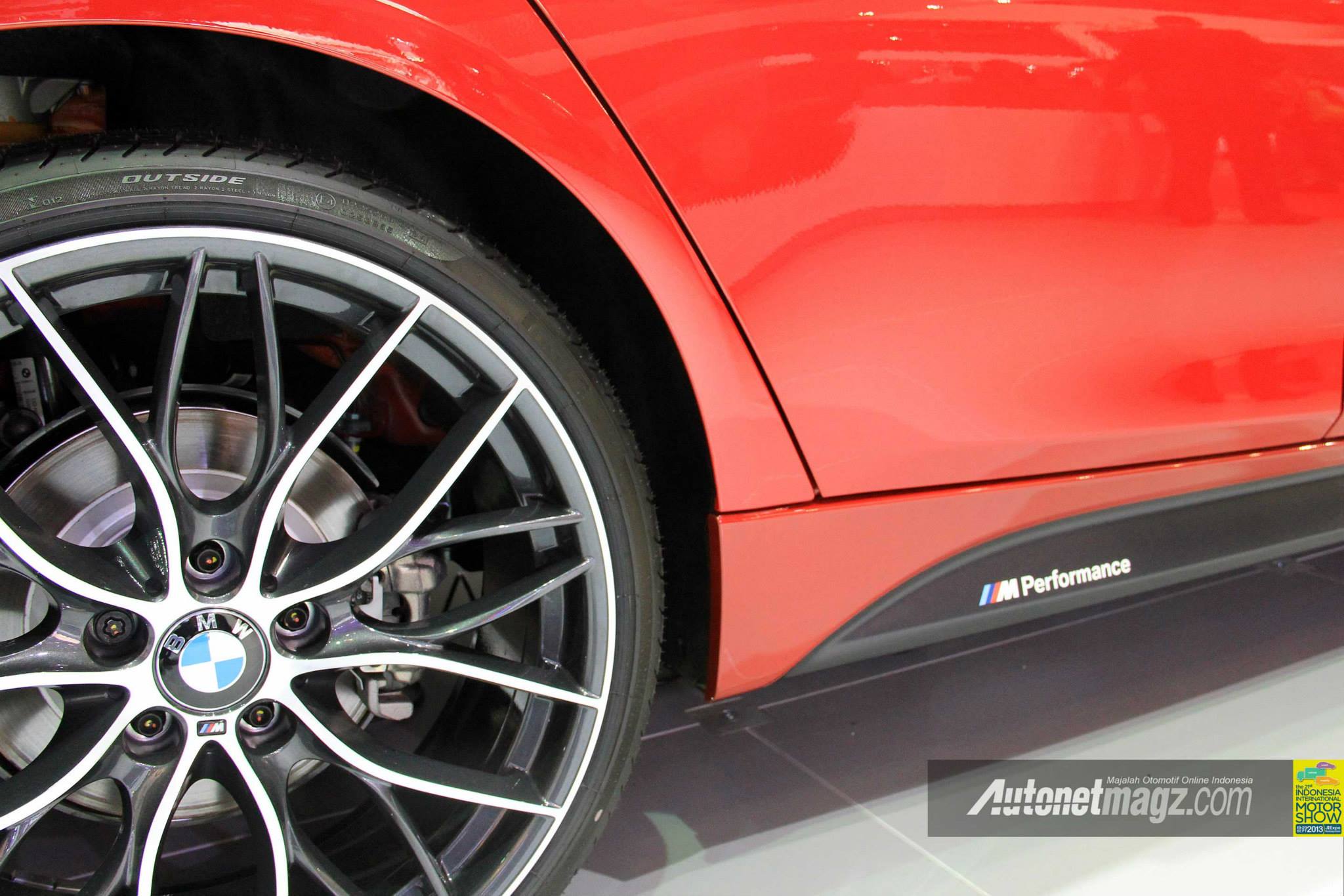 BMW, BMW 3 series Sport M Performance: BMW seri 3 Sport Diperkenalkan di Indonesia