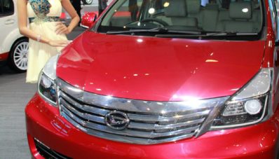 Daihatsu Xenia Scarlet Tampil Lebih Elegan dan Mewah Daihatsu Xenia Scarlet Tampil Lebih Elegan dan Mewah