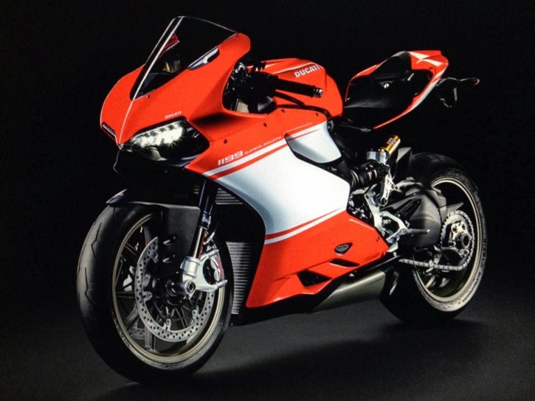 Ducati, Ducati Panigale Superleggera 2014: Ducati 1199 Panigale Superleggera Mulai Menampakkan Diri.