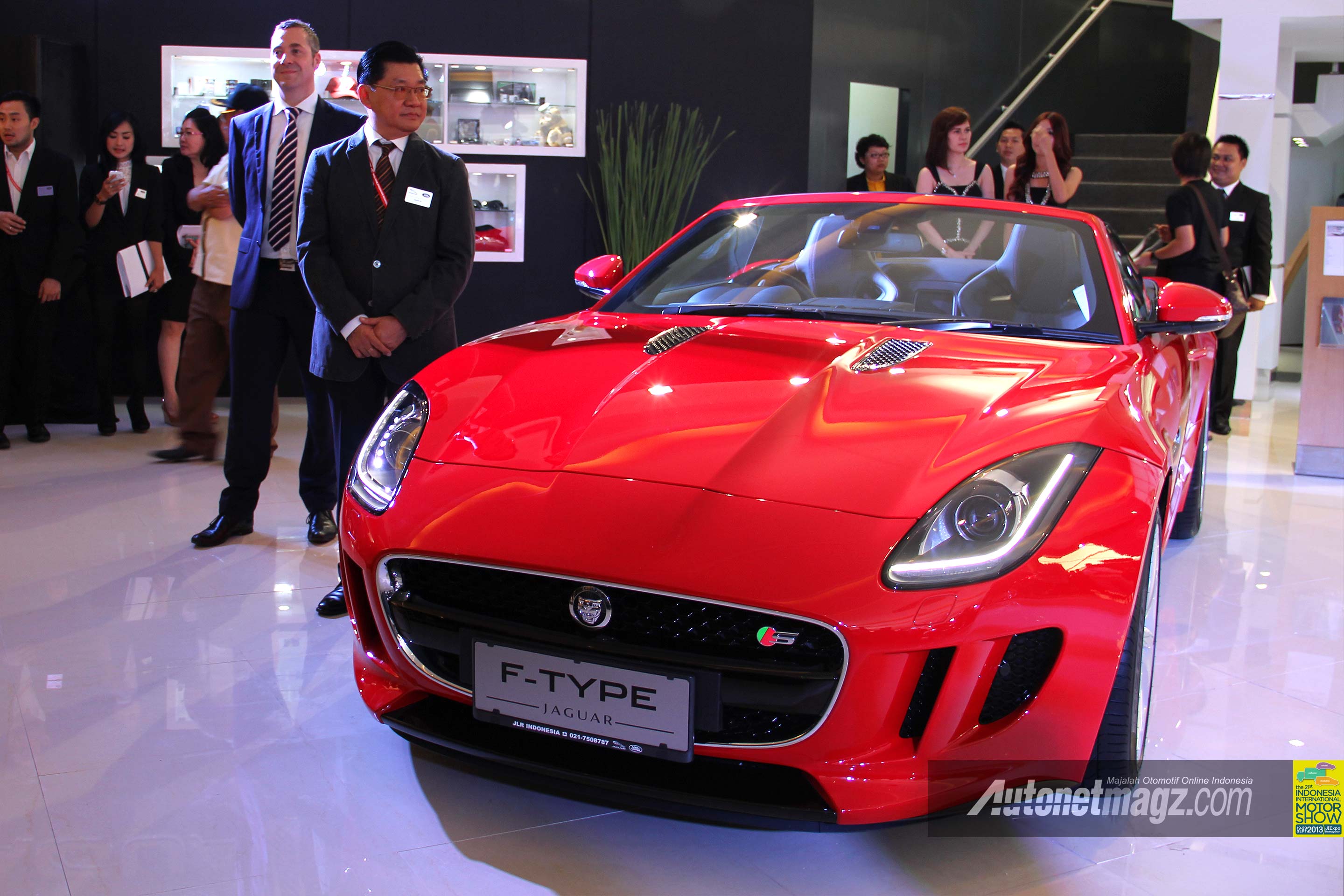 IIMS 2013, Peluncuran Jaguar F-Type di IIMS 2013: Jaguar F-Type : 2013 World Car Design Of The Year Kini Hadir di Indonesia
