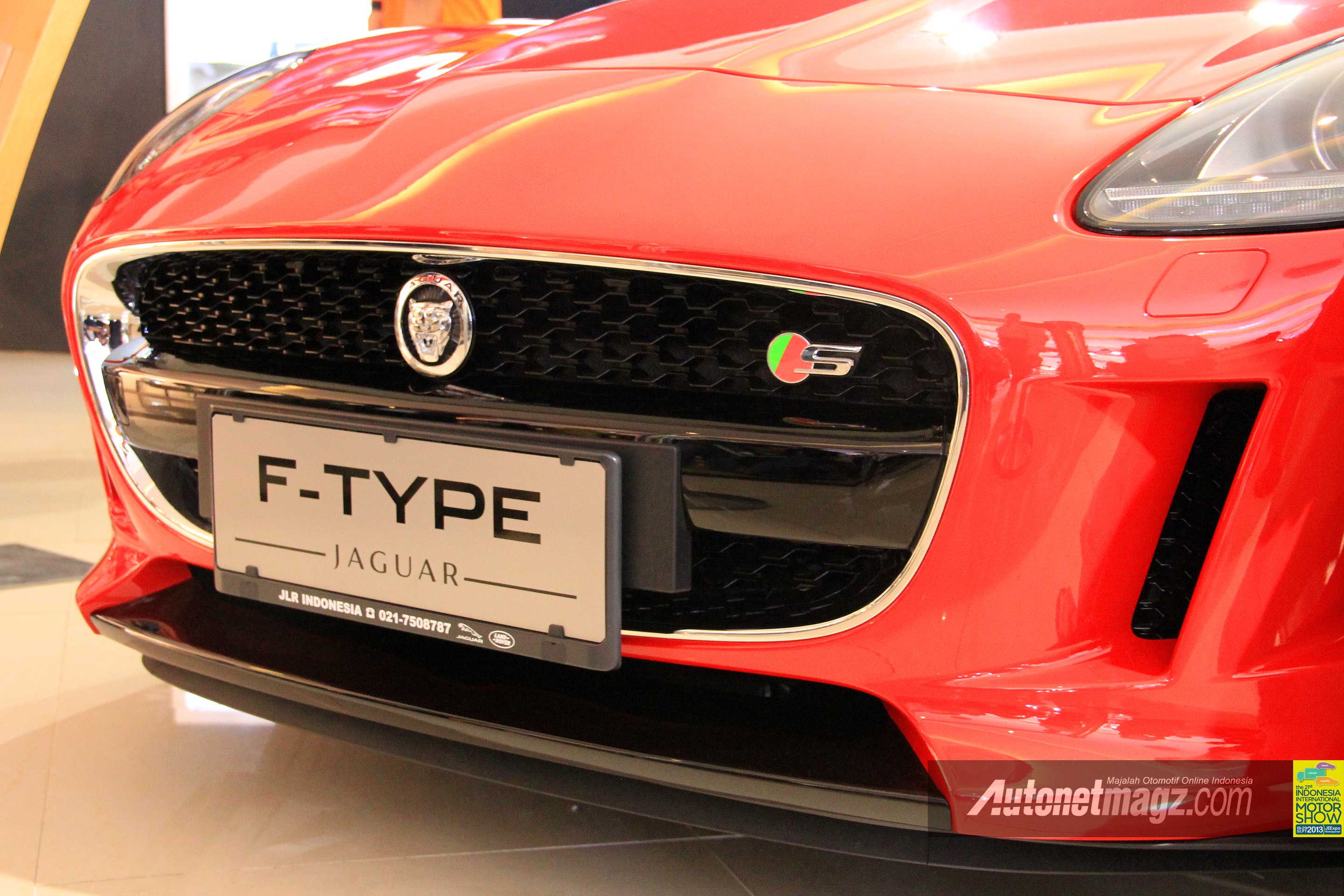 IIMS 2013, Jaguar F-Type: Jaguar F-Type : 2013 World Car Design Of The Year Kini Hadir di Indonesia