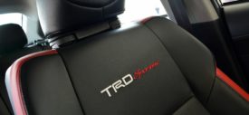 Emblem TRD Sportivo pada_bumper depan New Vios
