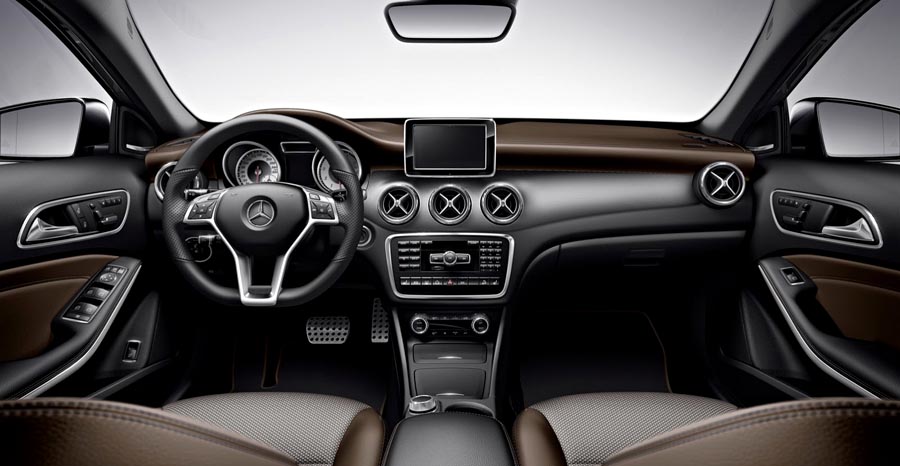 International, Mercedes Benz GLA Interior: Penjualan Mercedes-Benz GLA Perdana Ditandai Dengan Edition 1