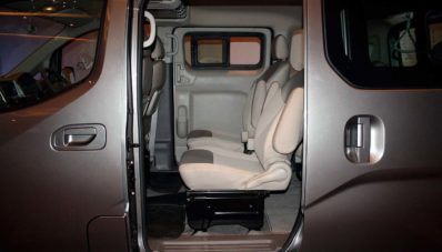 Nissan Evalia Facelift Diluncurkan di India Nissan Evalia Facelift Diluncurkan di India