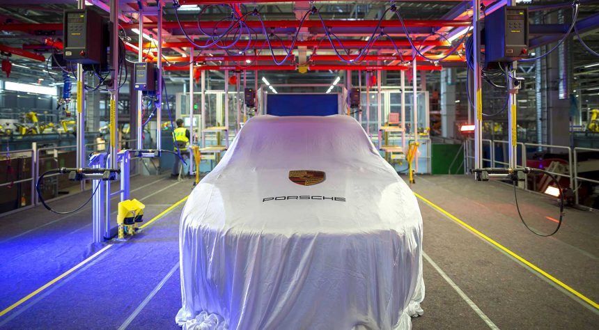 Porsche Macan Sebentar Lagi Akan Diperkenalkan