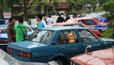 Retromantic 4 : Kopdarnya Maniak Mobil Retro Akan Digelar Awal November Retromantic 4 : Kopdarnya Maniak Mobil Retro Akan Digelar Awal November