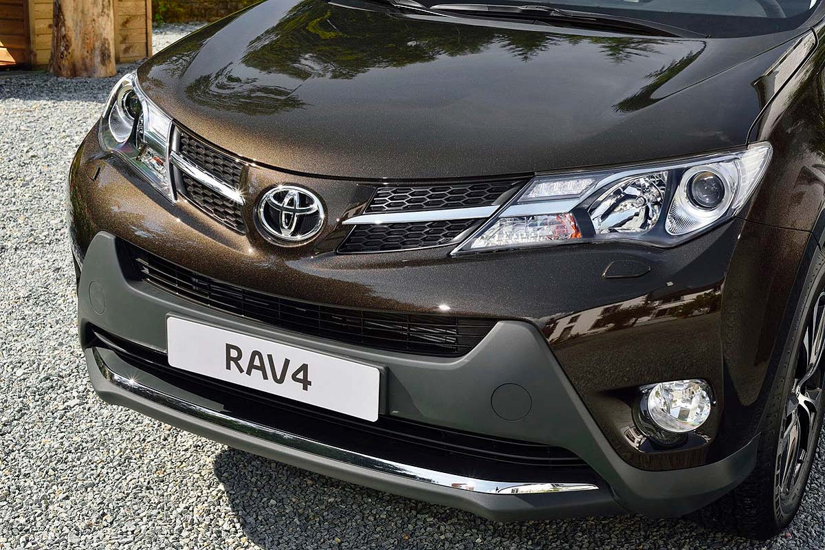 International, Toyota Rav4 grille: Toyota Rav4 Facelift 2014 Hadir di Inggris