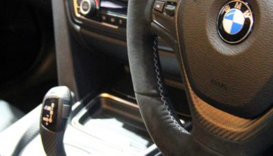 BMW seri 3 Sport Diperkenalkan di Indonesia BMW seri 3 Sport Diperkenalkan di Indonesia