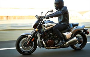 Yamaha VMAX Indonesia : Moge Cruiser Yamaha Untuk Pasar Indonesia Yamaha VMAX Indonesia : Moge Cruiser Yamaha Untuk Pasar Indonesia