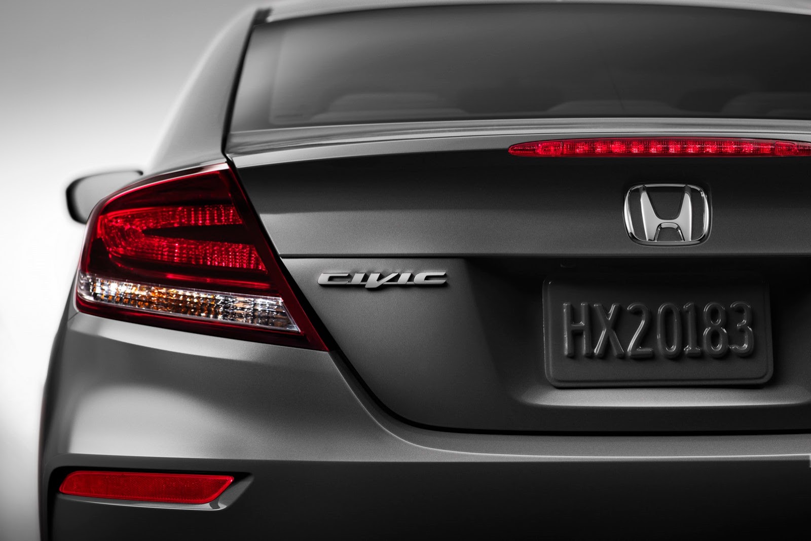 Honda, Bagian belakang Honda Civic Coupe: Honda Civic Coupe 2014 Depannya Mirip Honda Jazz Baru!