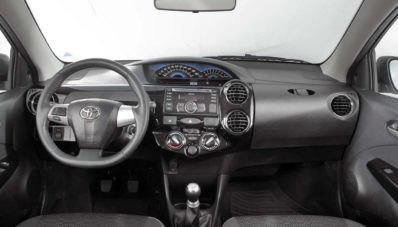 Toyota Etios Cross : Nih Toyota Etios Crossover Berkumis Lele [Gallery Foto]