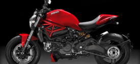 Ducati Monster 1200 2014 tampak belakang