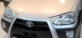 Side body moulding Toyota Etios Cross