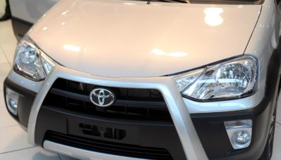 Toyota Etios Cross : Nih Toyota Etios Crossover Berkumis Lele [Gallery Foto]