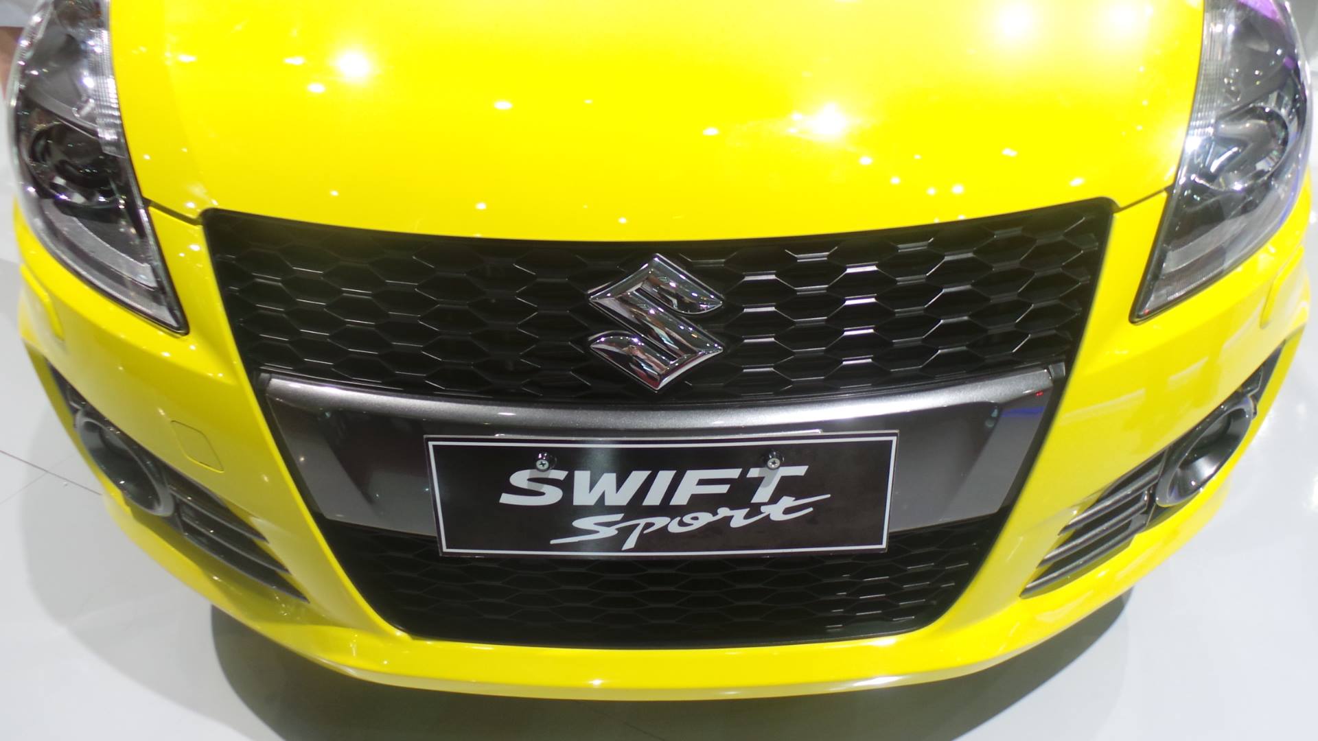 Mobil Baru, Grille Suzuki Swift Sport 2014: Suzuki Swift Sport 1.600 cc Hadir di Indonesia