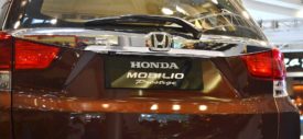 Honda Mobilio multi spoke wheels