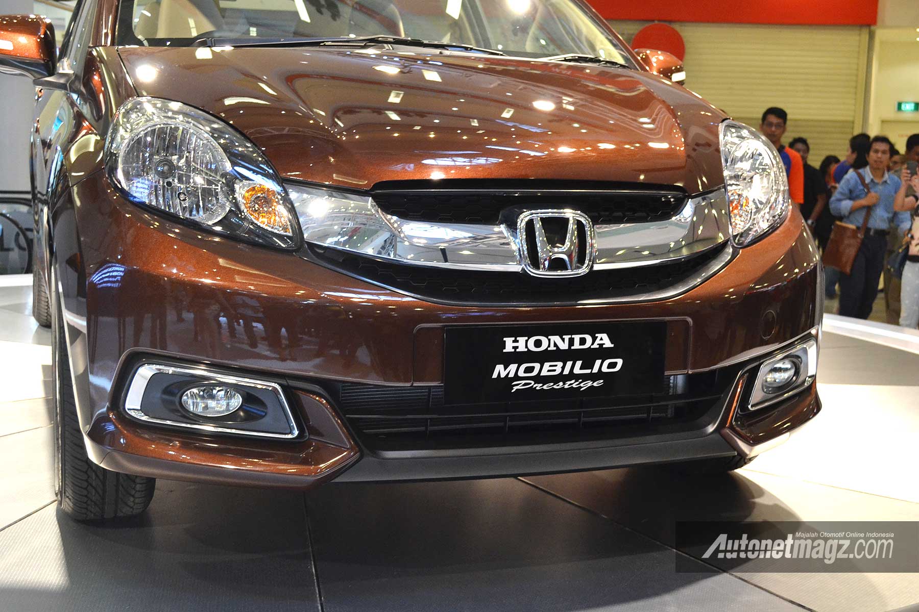 Honda, Honda Mobilio Prestige housing foglamp chrome: Honda Mobilio Prestige 2014 Hari Ini Resmi Diluncurkan
