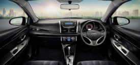 Interior New Toyota Yaris 2014 versi USA