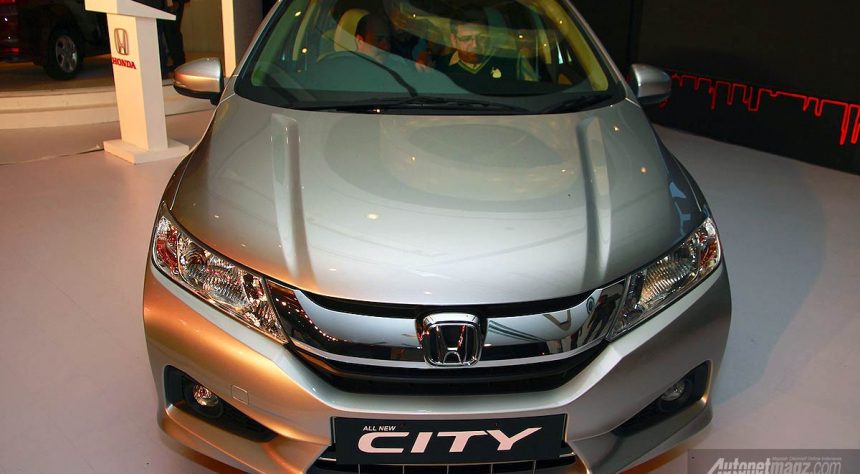Melihat Lebih Detil All-new Honda City 2014 Melihat Lebih Detil All-new Honda City 2014