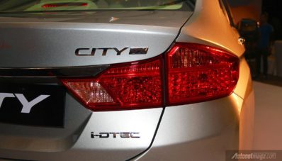 Melihat Lebih Detil All-new Honda City 2014 Melihat Lebih Detil All-new Honda City 2014