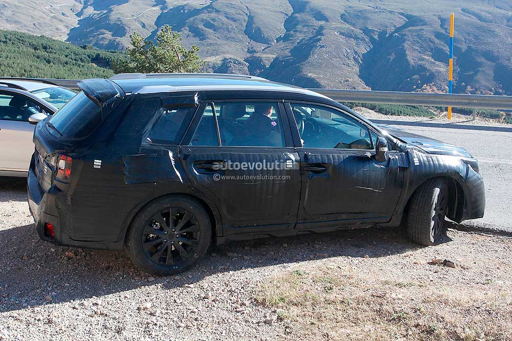 Spyshot, Penampakan Subaru Legacy 2015: Spy Shots New Subaru Legacy 2015