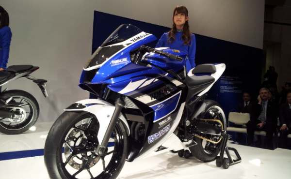 International, Yamaha R25 di Tokyo Motor Show 2013: Benar, Ternyata Yamaha R25 Konsep Keren Banget Deh!