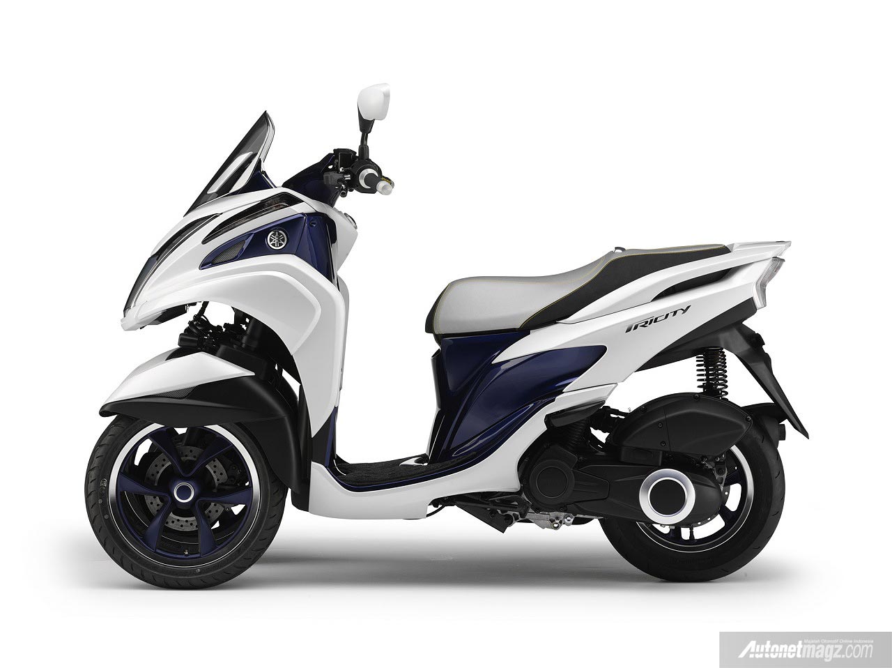 EICMA, Yamaha Tricity 2014: Yamaha Tricity : Motor Tiga Roda Pertama Yamaha Dipamerkan di EICMA