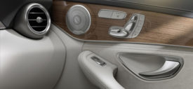 Mercedes-Benz C-Klasse Limousine (W205) 2013