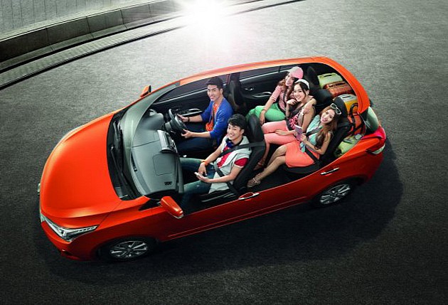 Mobil Baru, New Toyota Yaris interior: Galeri Foto New Toyota Yaris 2014 “Lele”