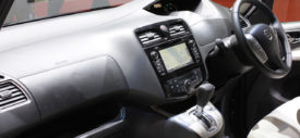 Nissan Serena facelift speedometer