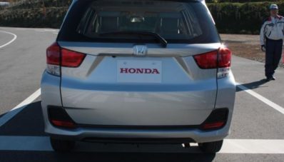 Galeri Foto dan Gambar Honda Mobilio [with Video]