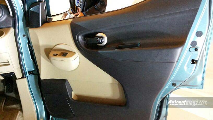 Nasional, Doortrim_Nissan_Evalia_facelift: New Nissan Evalia Facelift 2014 Interiornya Makin Mewah
