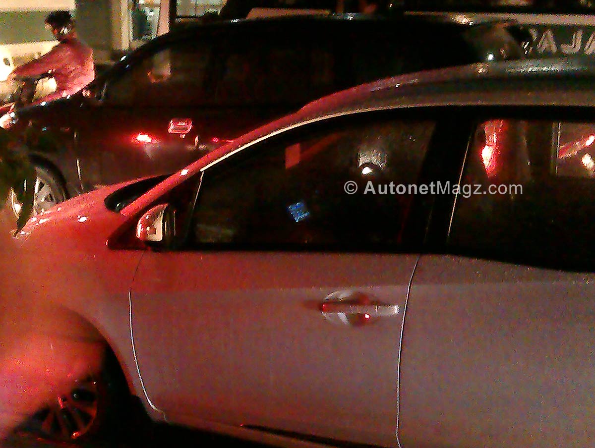 Honda, Head unit touchscreen Honda Mobilio Prestige: First Look : Honda Mobilio di Jalan Raya!