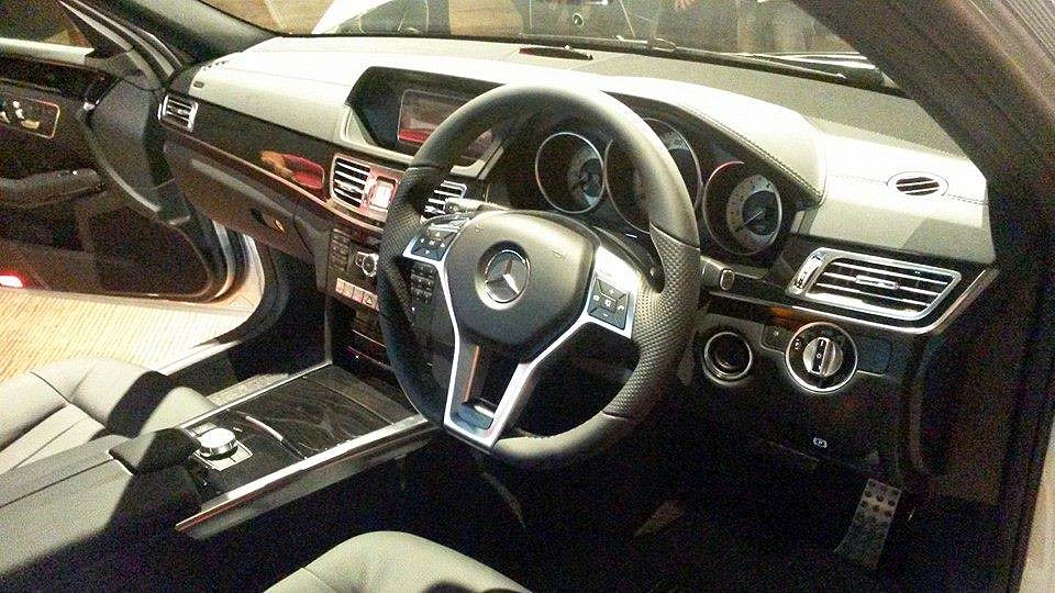Mercedes-Benz, Interior E-400 AMG: Mercedes-Benz E 400 AMG, Bossnya E-Class Indonesia