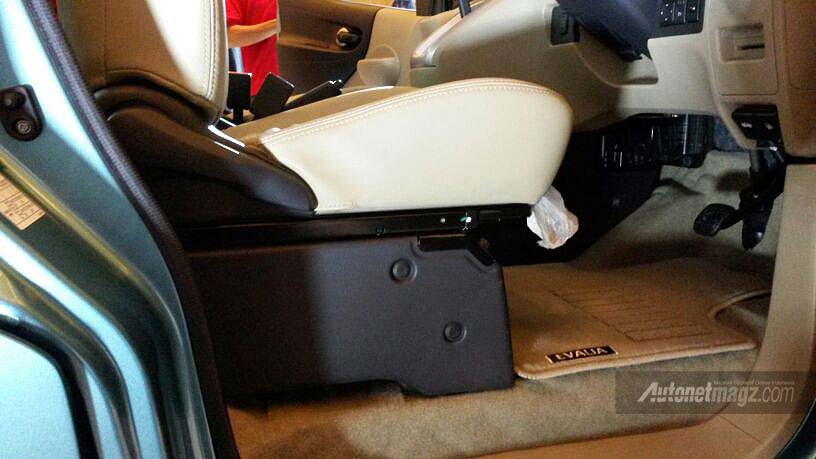 Nasional, Jok_depan_Nissan_Evalia_2014: New Nissan Evalia Facelift 2014 Interiornya Makin Mewah