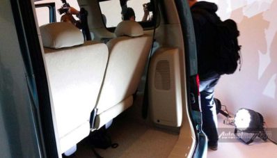 First Impression Review Nissan Evalia Facelift 2014