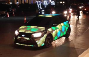 Mobil Kelap-kelip Bikin Heboh Warga Jakarta