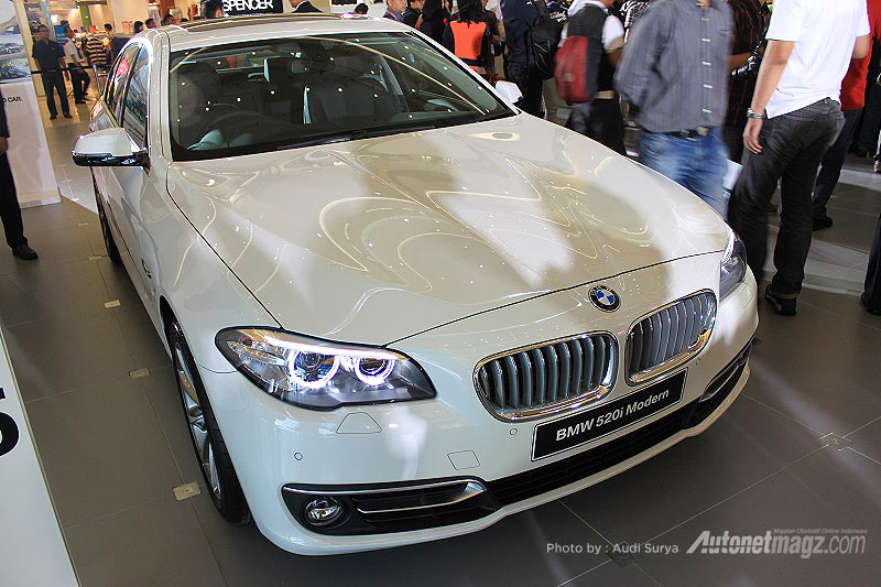BMW, BMW 528i putih 2014: BMW Seri 5 Facelift Diluncurkan di Indonesia