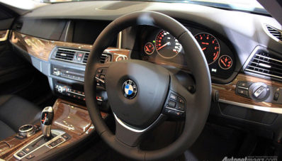 BMW Seri 5 Facelift Diluncurkan di Indonesia BMW Seri 5 Facelift Diluncurkan di Indonesia
