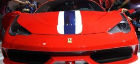 Ferrari 458 Speciale detail dash