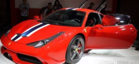 Ferrari 458 Speciale detail dash