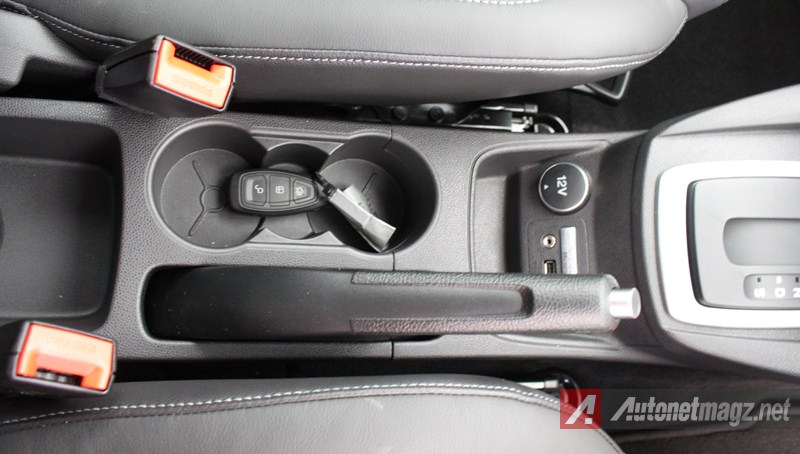 Ford, Ford Fiesta Ecoboost centre console: Review Ford Fiesta Ecoboost Test Drive By AutonetMagz