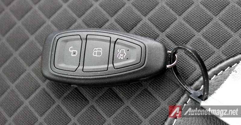 Ford, Ford Fiesta Ecoboost key: Review Ford Fiesta Ecoboost Test Drive By AutonetMagz