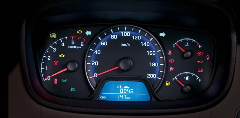 Hyundai, Hyunda Xcent speedometer: Hyundai i10 Sedan Dinamakan Hyundai XCent