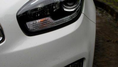 Review KIA Carens 2013 Test Drive by AutonetMagz [with Video]